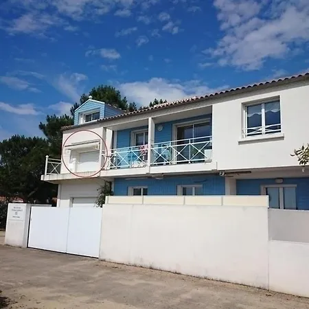 Apartment La Tranche-sur-mer, 2 Pieces, 3 Personnes - Fr-1-357-43 *